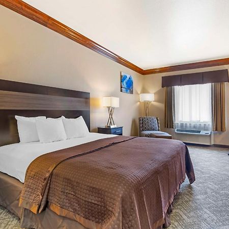 Best Western Fort Worth Inn And Suites Exterior photo